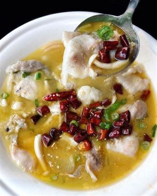  Spicy Sour Fish Soup: Una Sinfonia Piccante e Ascida per il Palato Audace!